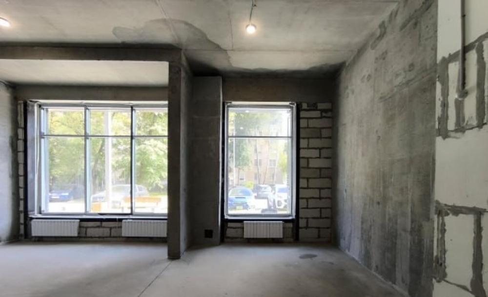 Продажа торгового помещения Жилое здание 