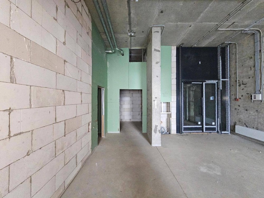 Аренда торгового помещения Жилое здание 