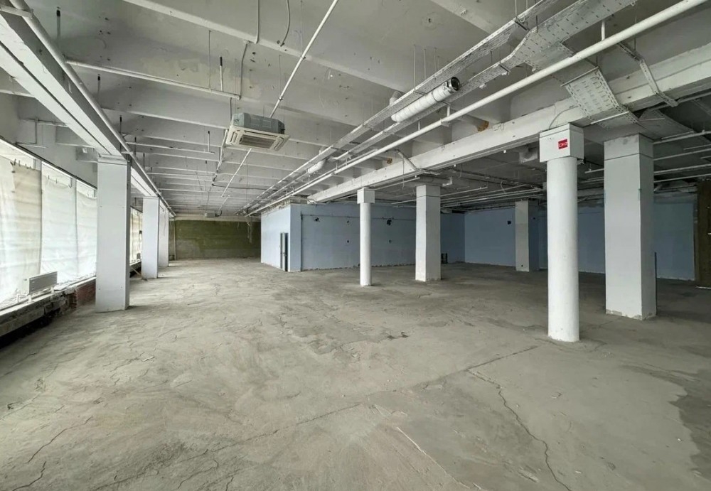 Аренда торгового помещения Жилой дом 