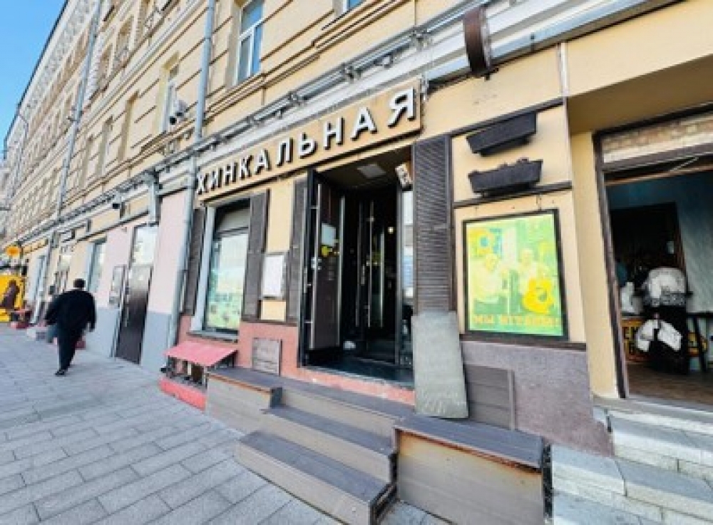 Аренда торгового помещения Жилое здание 