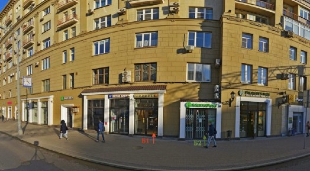 Продажа торгового помещения Жилое здание 