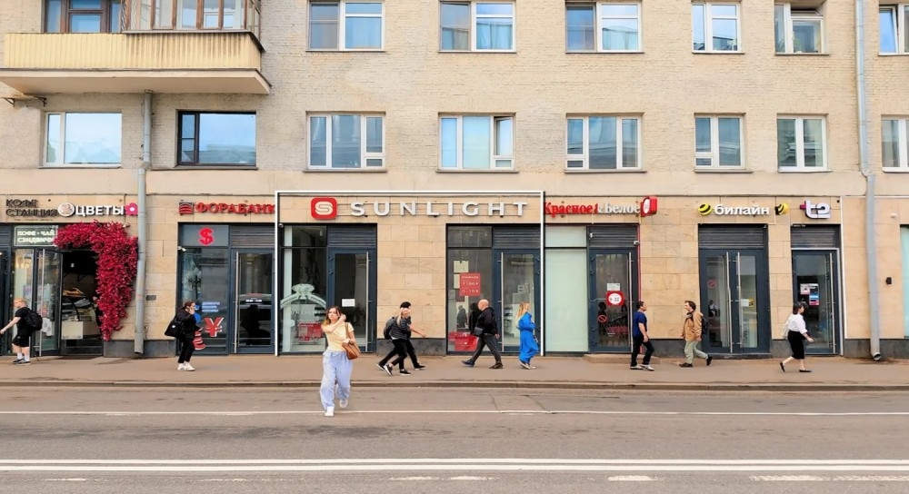 Аренда торгового помещения Жилое здание 