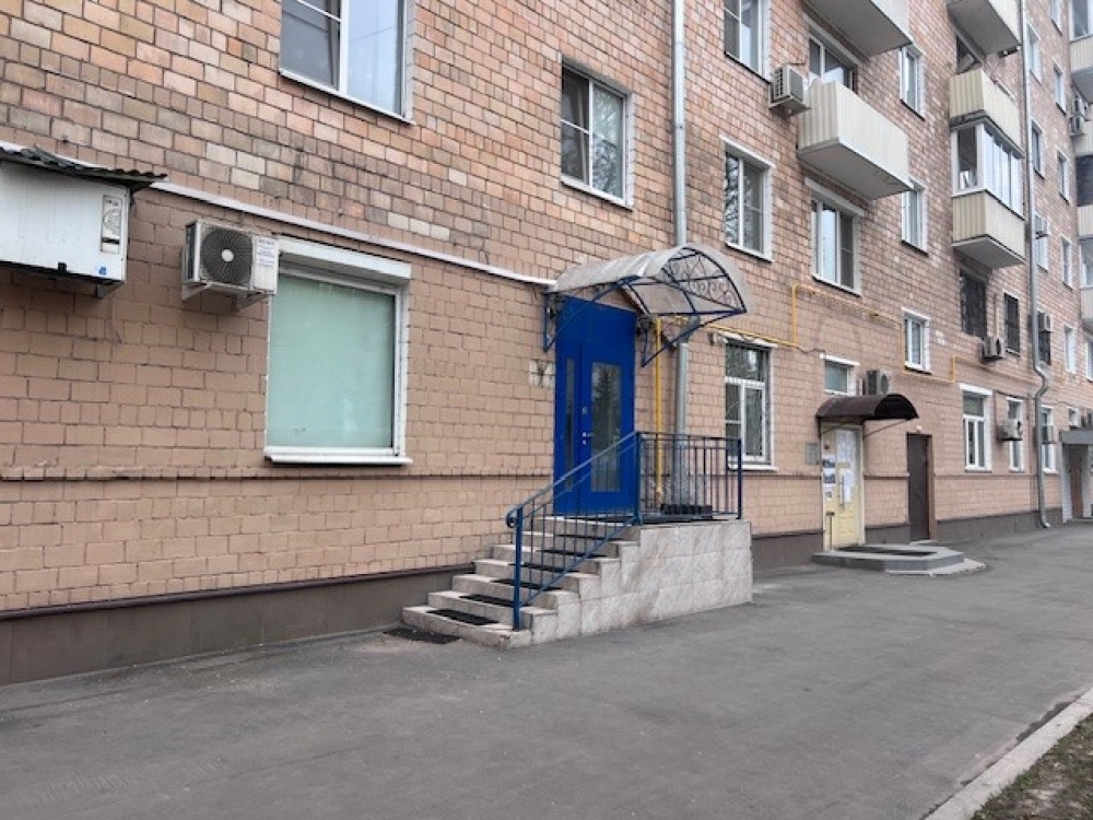 Аренда торгового помещения Жилой Дом на Климашкина