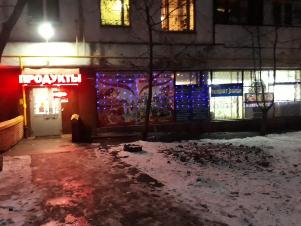 Аренда торгового помещения Жилое здание 