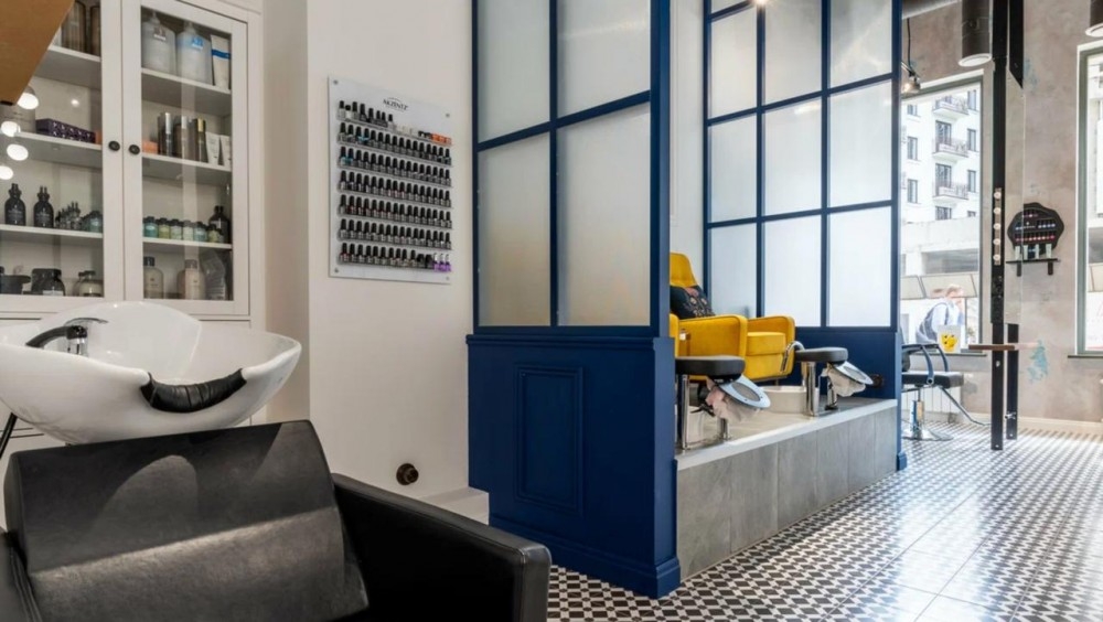 Аренда торгового помещения Жилое здание 