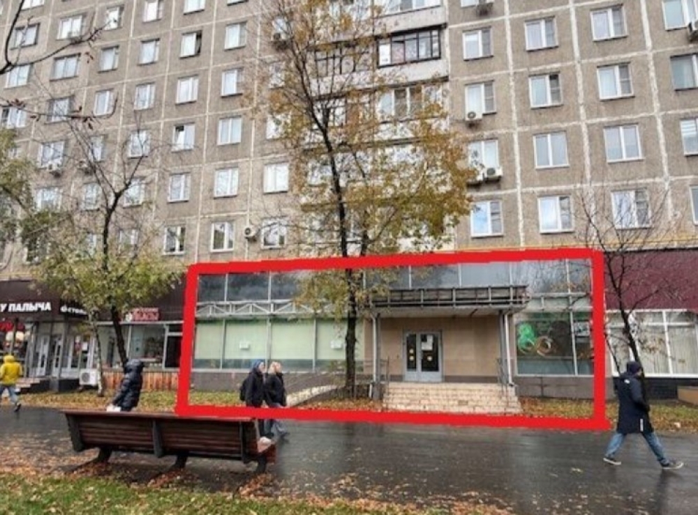 Аренда торгового помещения Жилое здание