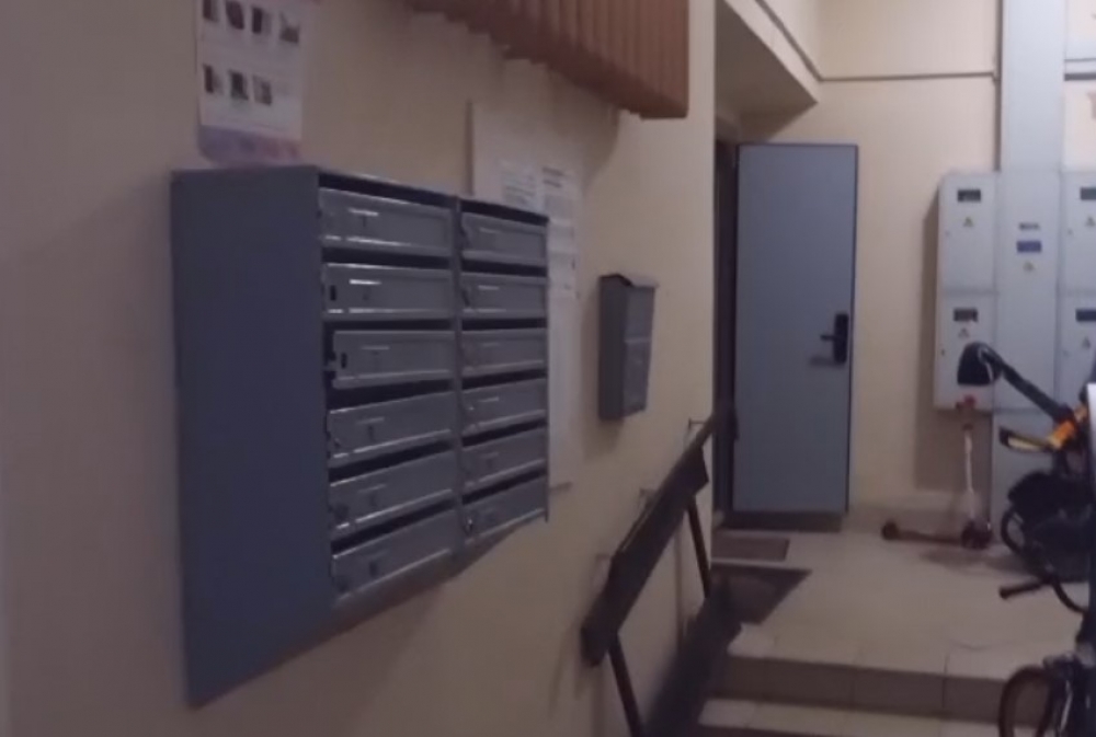 Продажа торгового помещения Жилое здание 