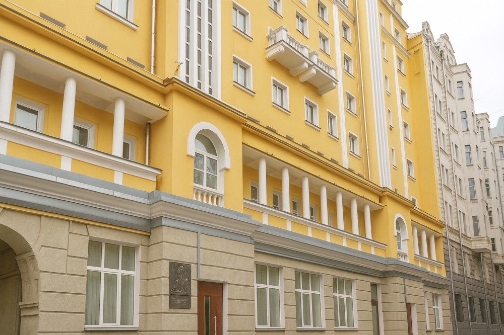 Продажа торгового помещения Жилое здание 
