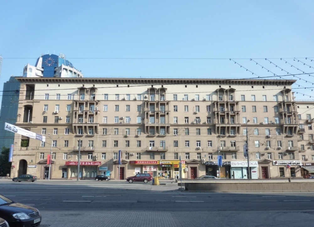 Аренда торгового помещения Жилое здание «Кутузовский 22»