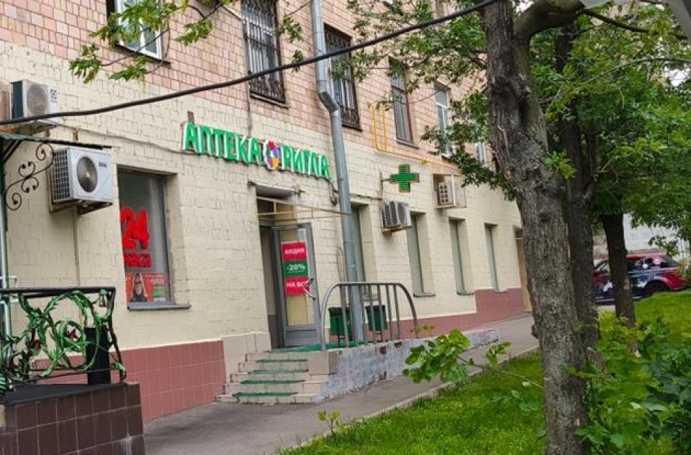 Продажа торгового помещения Жилое здание 