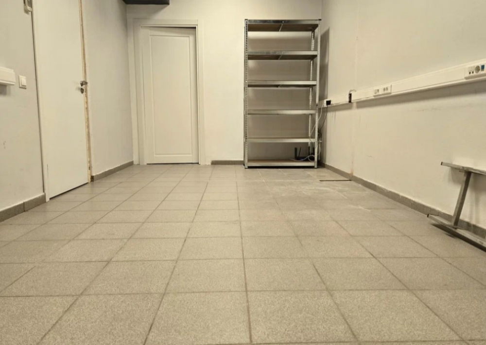 Продажа торгового помещения Жилой дом