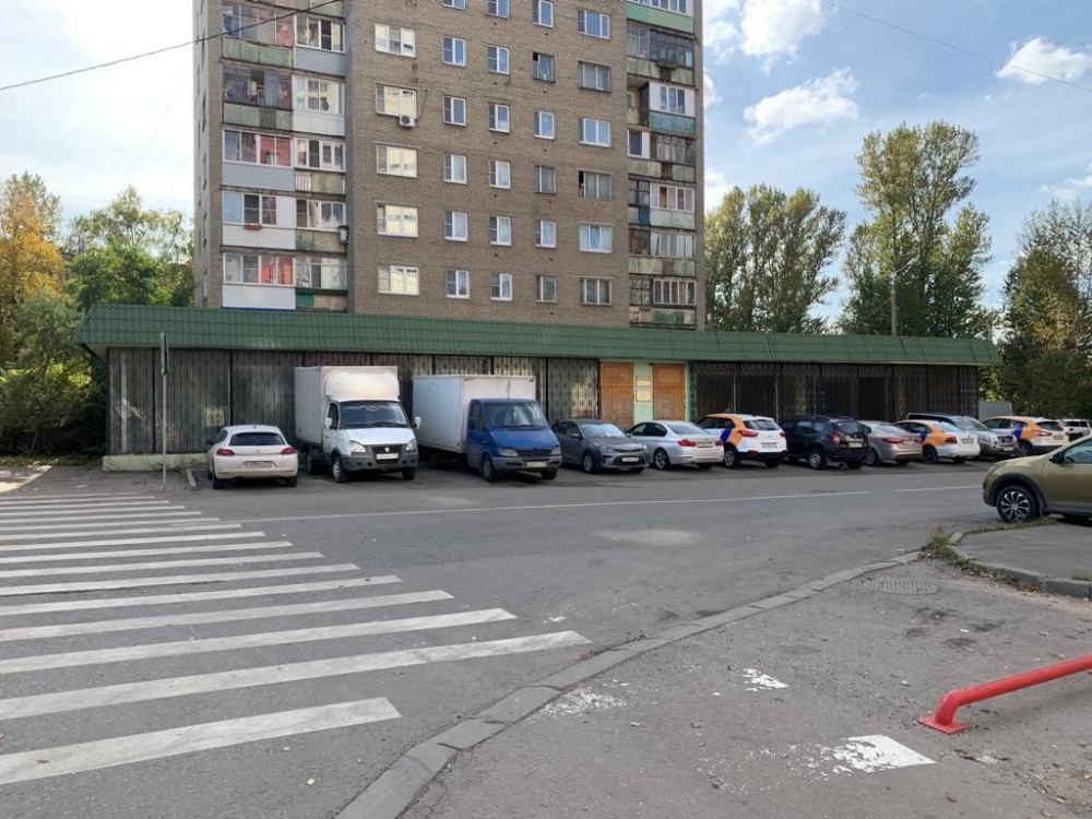 Аренда торгового помещения Жилое здание 