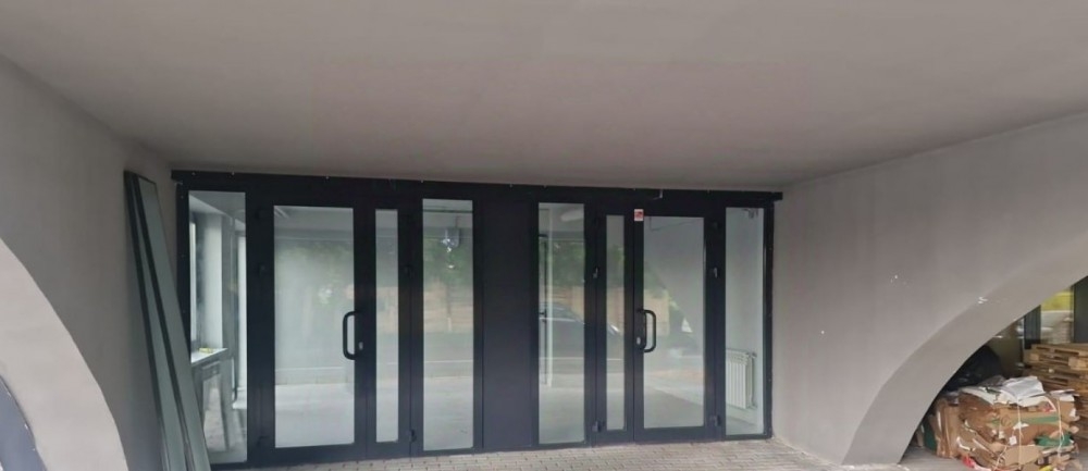 Аренда торгового помещения БЦ 