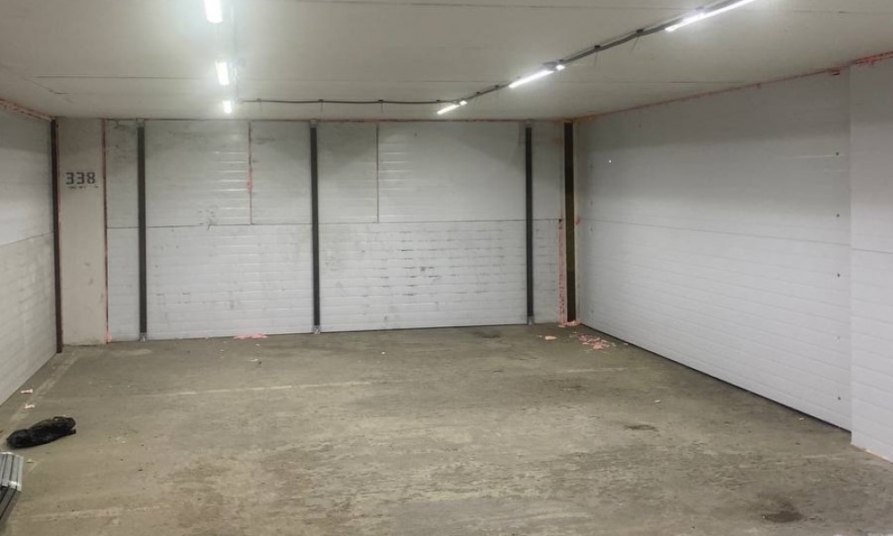 Аренда индустриальной недвижимости Склад-автостоянка 