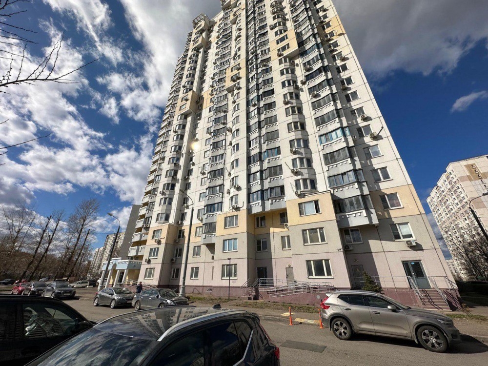 Продажа торгового помещения ЖК 