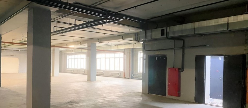 Аренда торгового помещения Бизнес-центр «Автомолл»