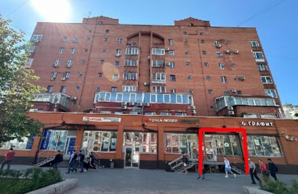 Аренда торгового помещения Жилое здание 