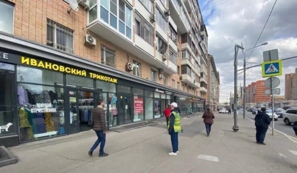 Аренда торгового помещения Жилое здание 