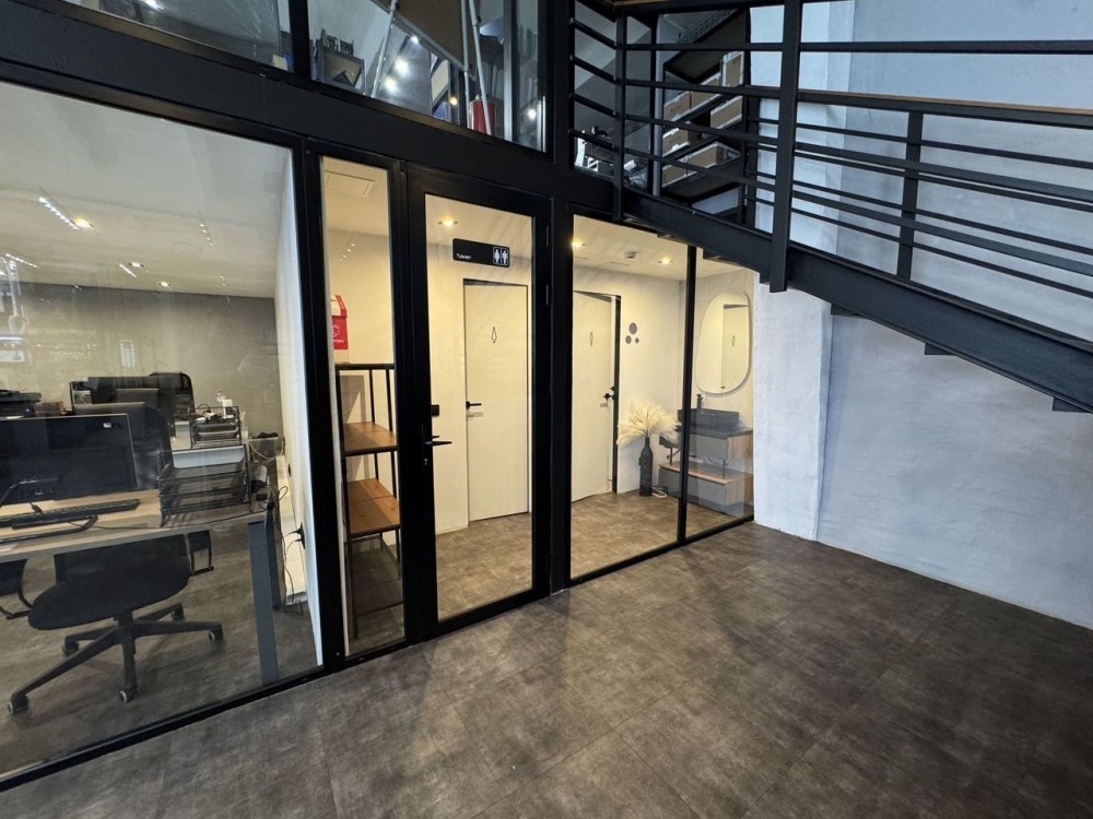 Аренда торгового помещения Офисно-производственное здание 