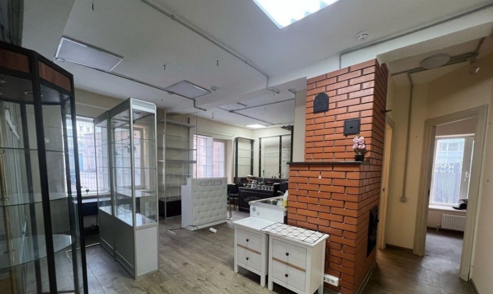 Продажа торгового помещения Административное здание «Большая Дмитровка 5/6 с8»