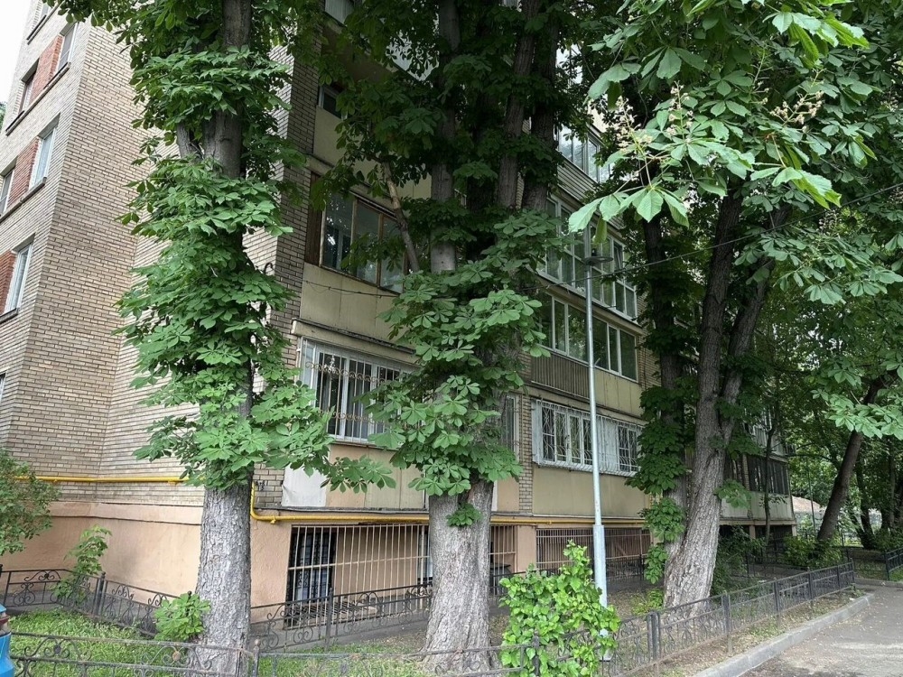 Продажа офиса Жилое здание 