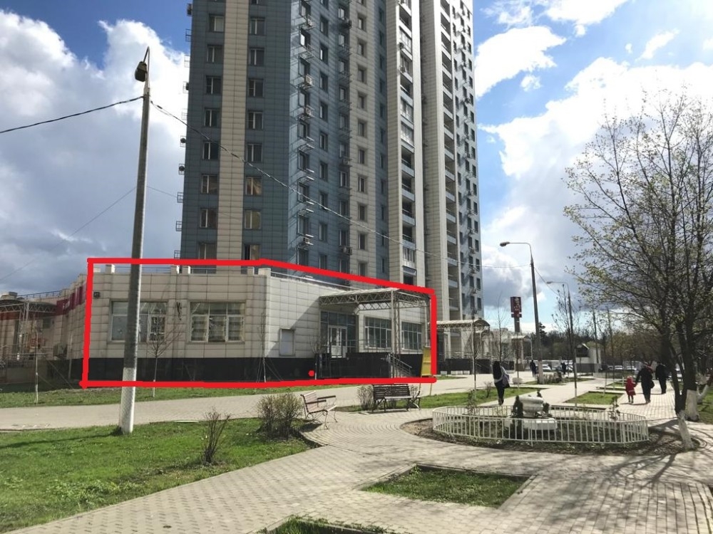 Аренда торгового помещения Встроено-пристроенное здание  