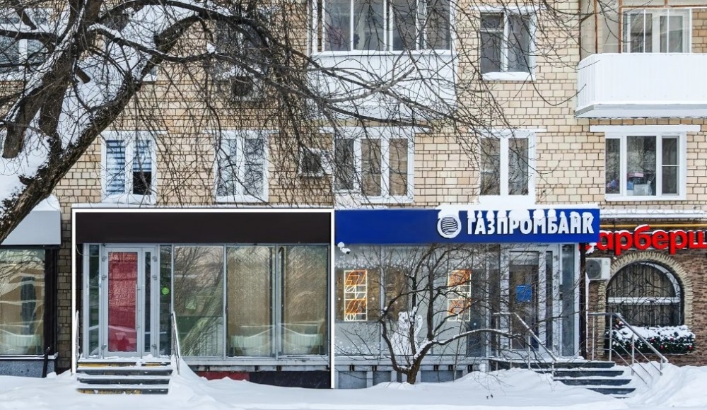 Аренда торгового помещения Жилое здание 