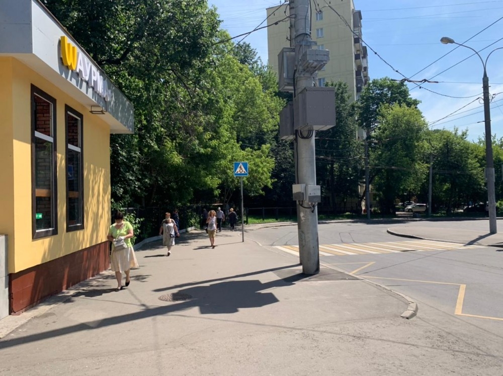Аренда торгового помещения Жилое здание 