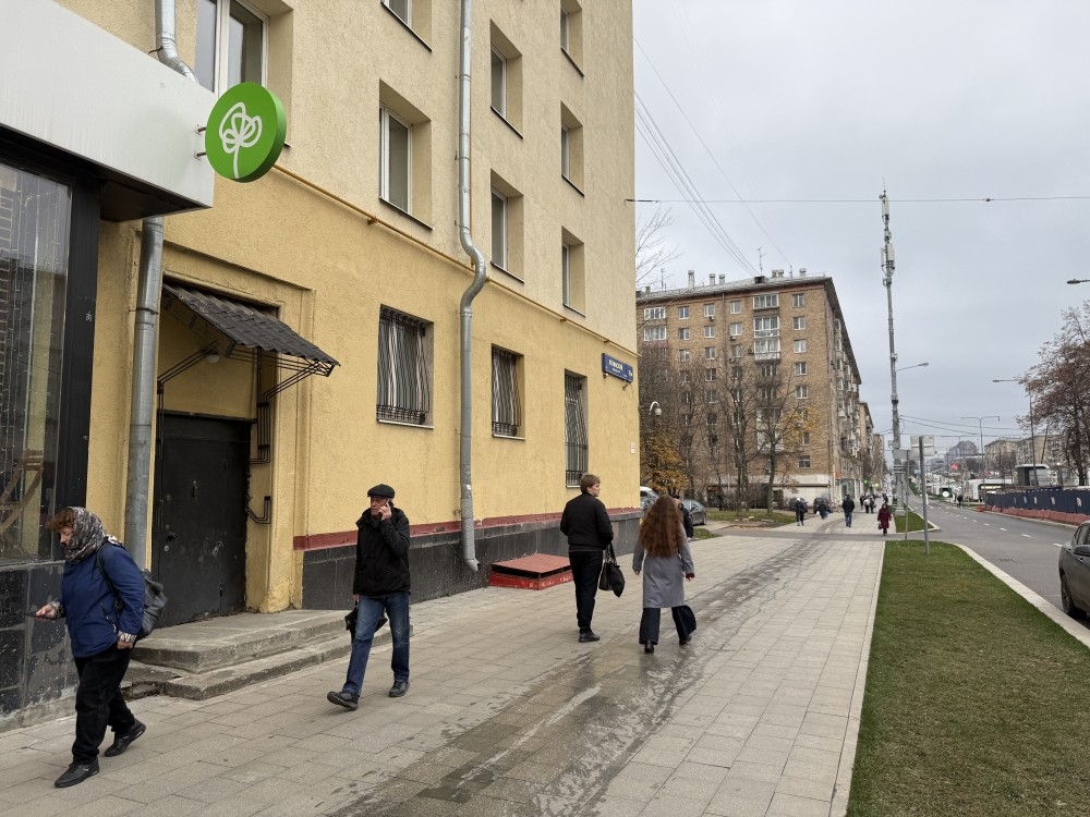 Аренда торгового помещения Жилое здание 