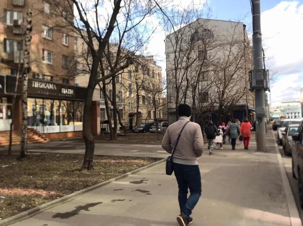 Аренда торгового помещения Жилое здание 