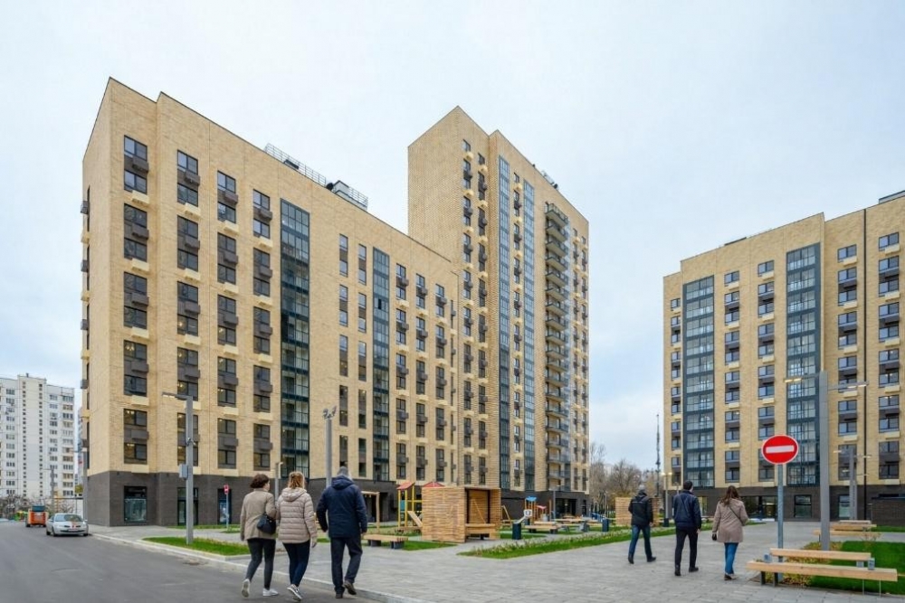 Продажа торгового помещения Жилое здание 
