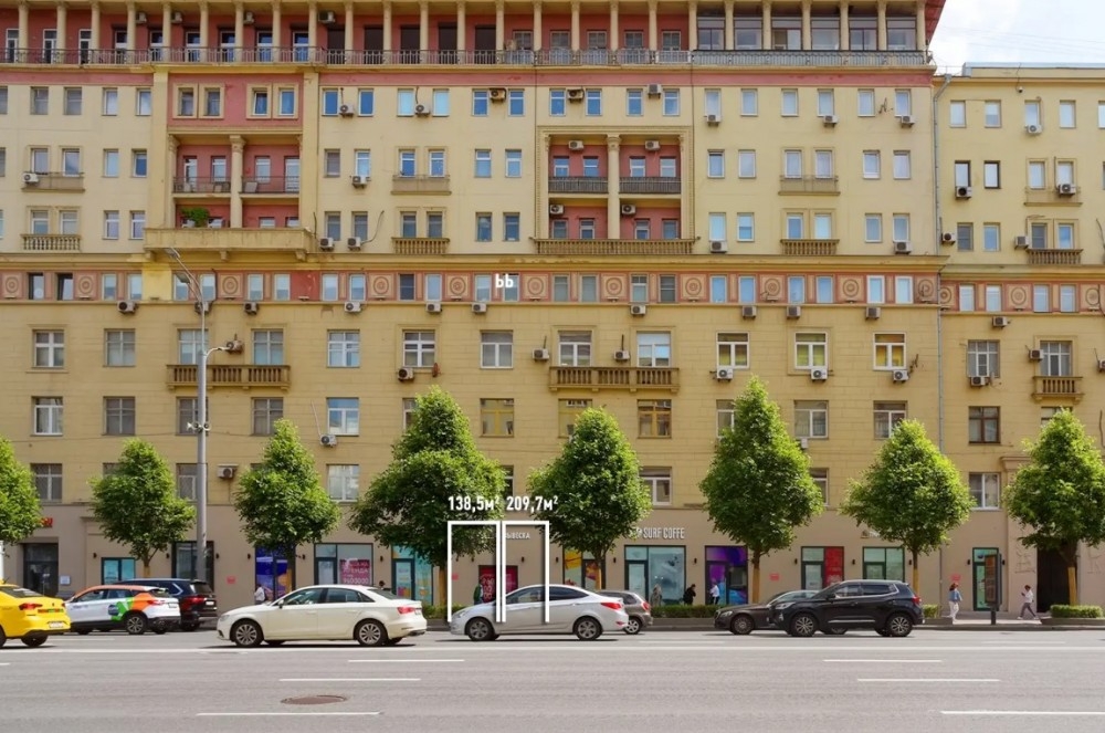 Аренда торгового помещения Жилой дом 