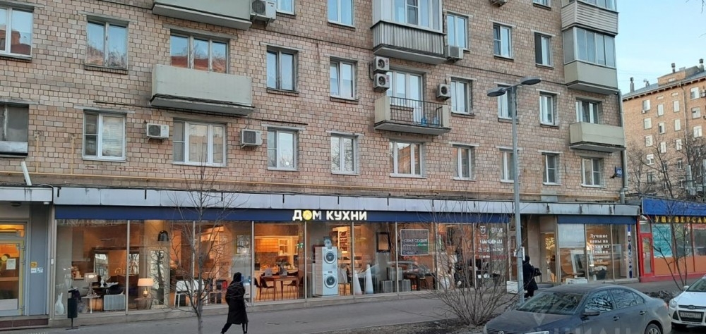 Аренда торгового помещения Жилое здание «Комсомольский 40»