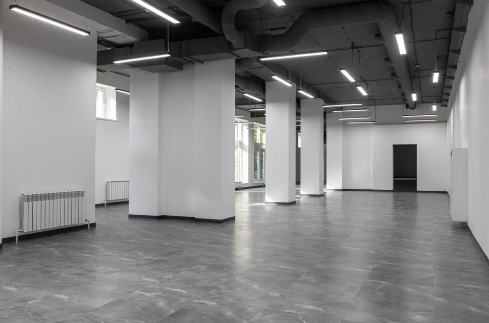 Продажа торгового помещения Жилое здание 