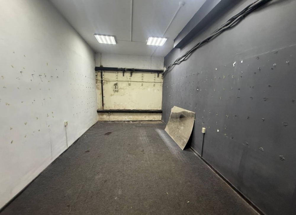 Аренда торгового помещения Жилое здание 