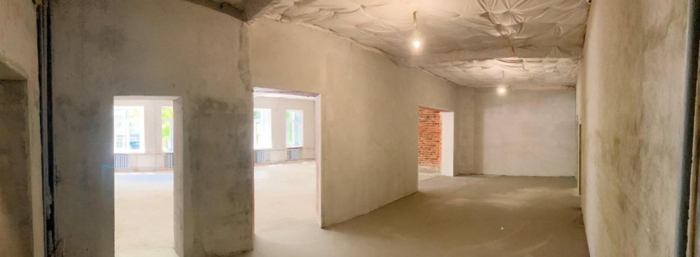 Продажа торгового помещения Жилое здание 
