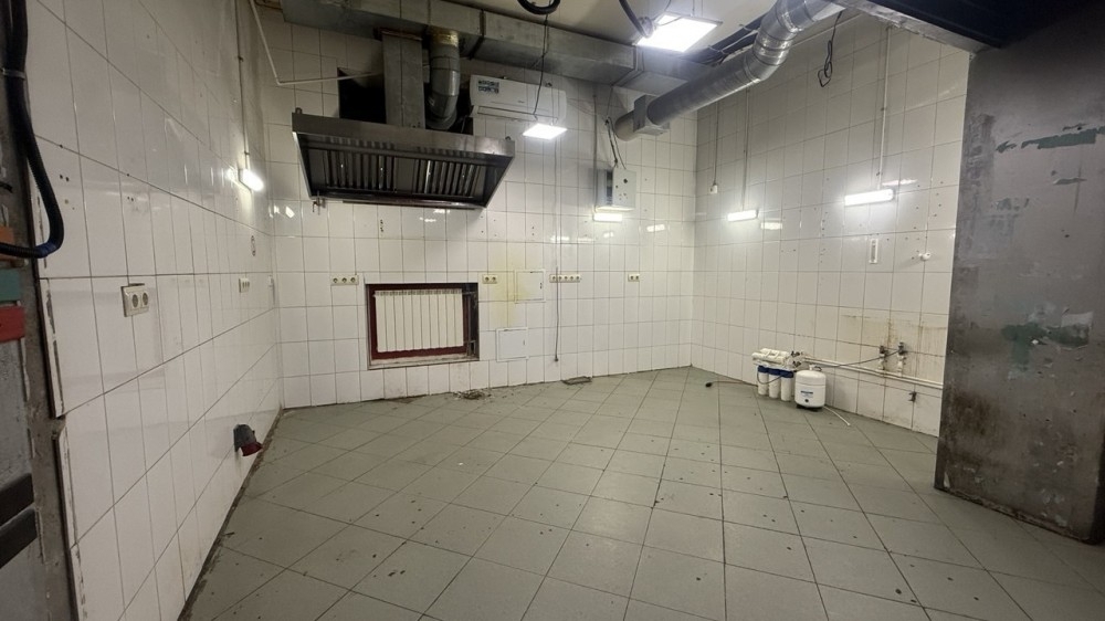 Аренда торгового помещения Жилое здание 