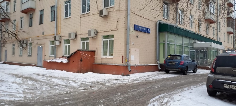 Аренда торгового помещения Жилое Здание 