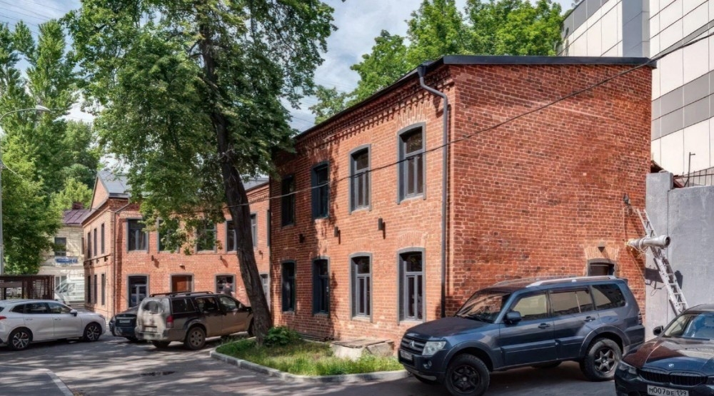 Продажа торгового помещения Особняк 