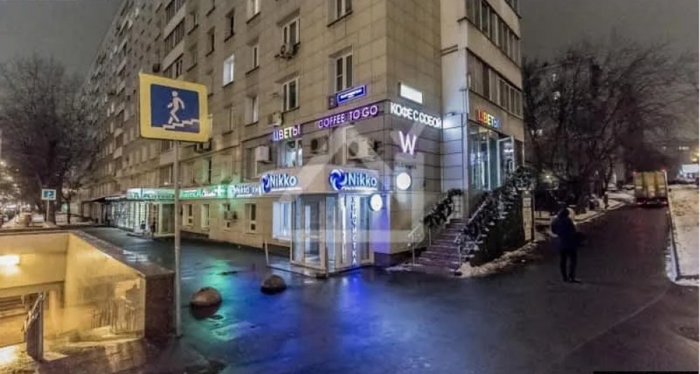 Аренда торгового помещения Жилое здание 