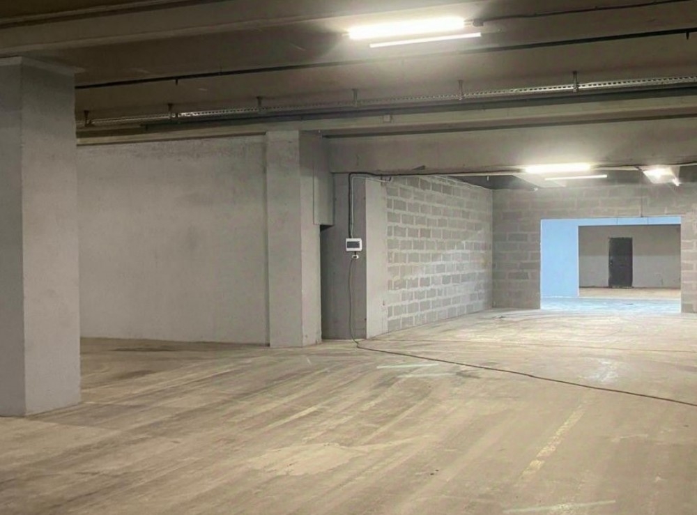 Аренда торгового помещения Бизнес-центр «Автомолл»