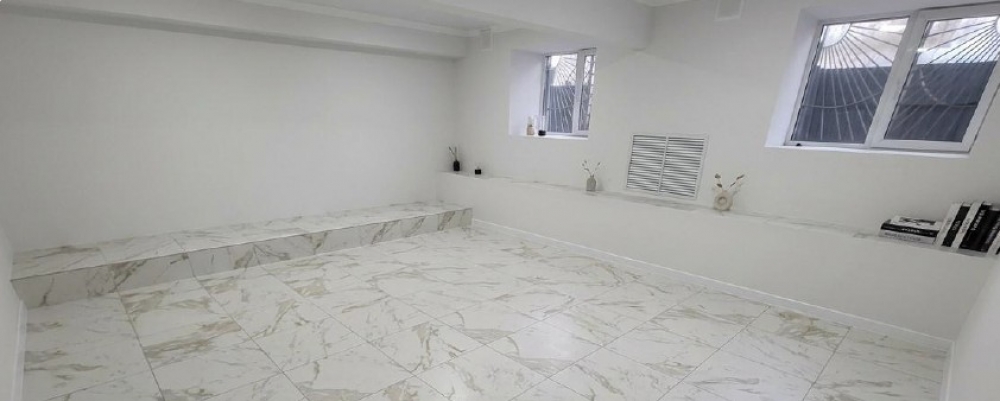 Аренда торгового помещения Жилое здание 