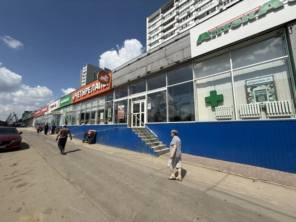Аренда торгового помещения Жилое здание 