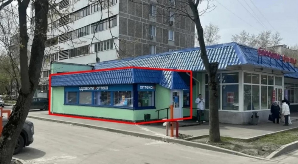 Аренда торгового помещения Жилое здание 