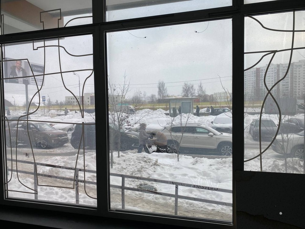 Аренда торгового помещения Жилое здание 