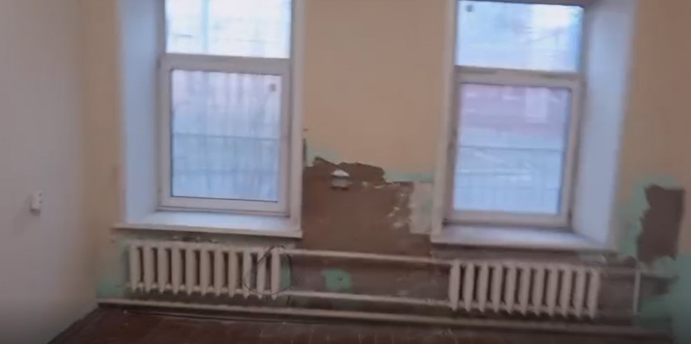 Продажа торгового помещения Жилое здание 