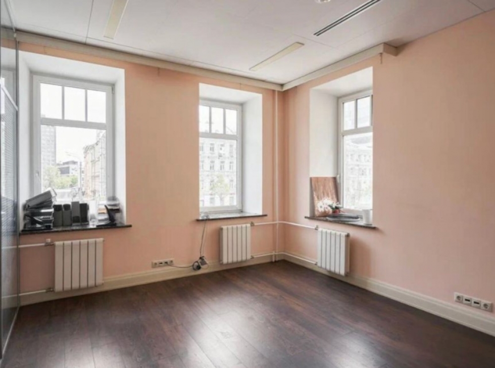 Аренда офиса Бизнес-центр «Земляной 4 с1»