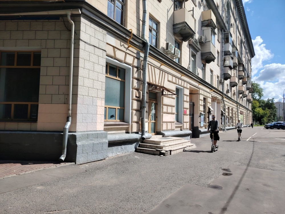 Аренда офиса Жилое здание