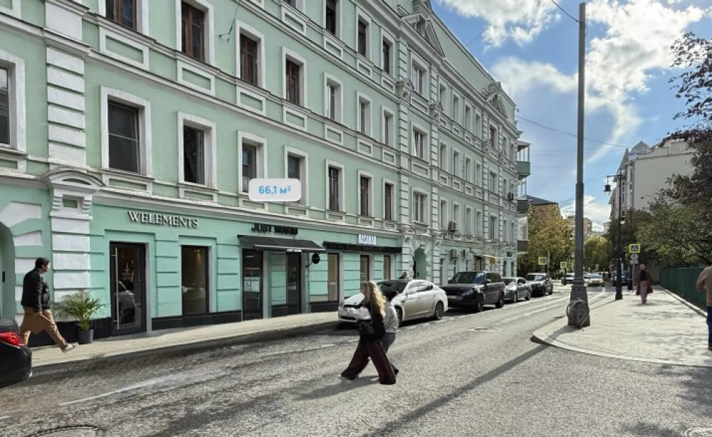 Продажа торгового помещения Жилое здание 