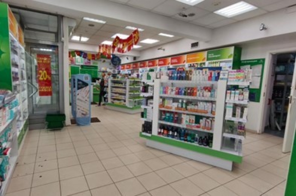 Продажа торгового помещения Жилое здание 